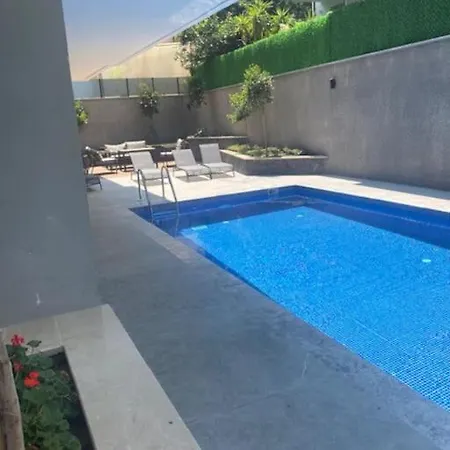 Retro 15 3+1 아파트