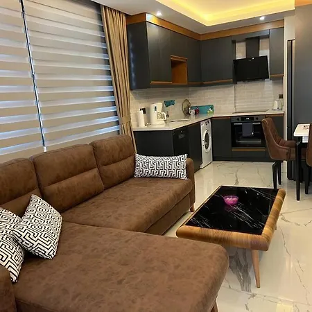 Retro 15 3+1 * Алания