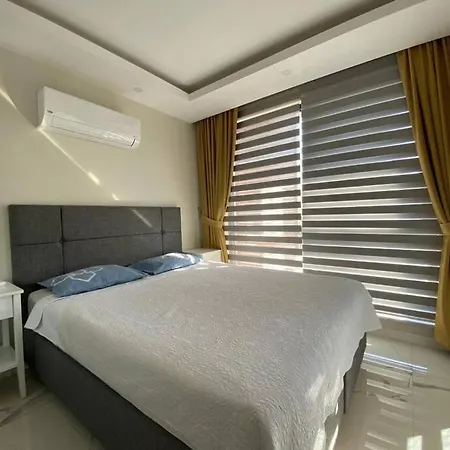 Retro 15 3+1 アパート